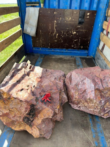 Ландшафтные глыбы красно-фиолетовые 200-1000 килограмм купить в Керчи