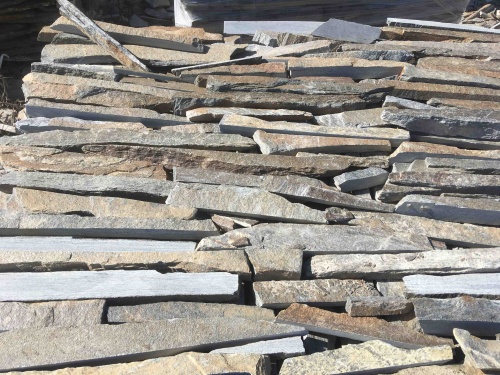 Горбушка златолит мультиколор для облицовки купить в Керчи