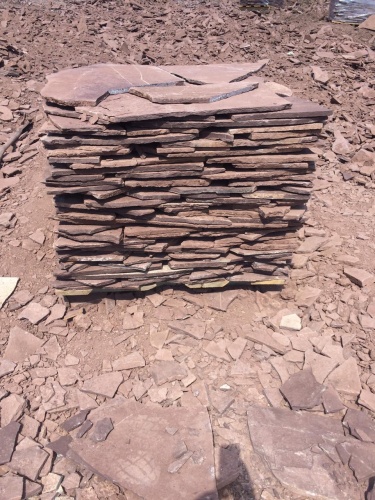 Плитняк лемезит бордовый для цоколя 1,5-2 см купить в Керчи