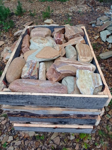 Златолит жёлтый, жёлто-зелёный глыбки и валуны для ланшафтного дизайна купить в Керчи