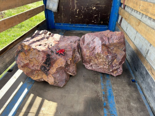 Ландшафтные глыбы красно-фиолетовые 200-1000 килограмм купить в Керчи