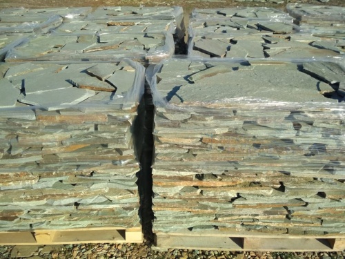 Плитняк златолит зелёный для цоколя, отмостки купить в Керчи