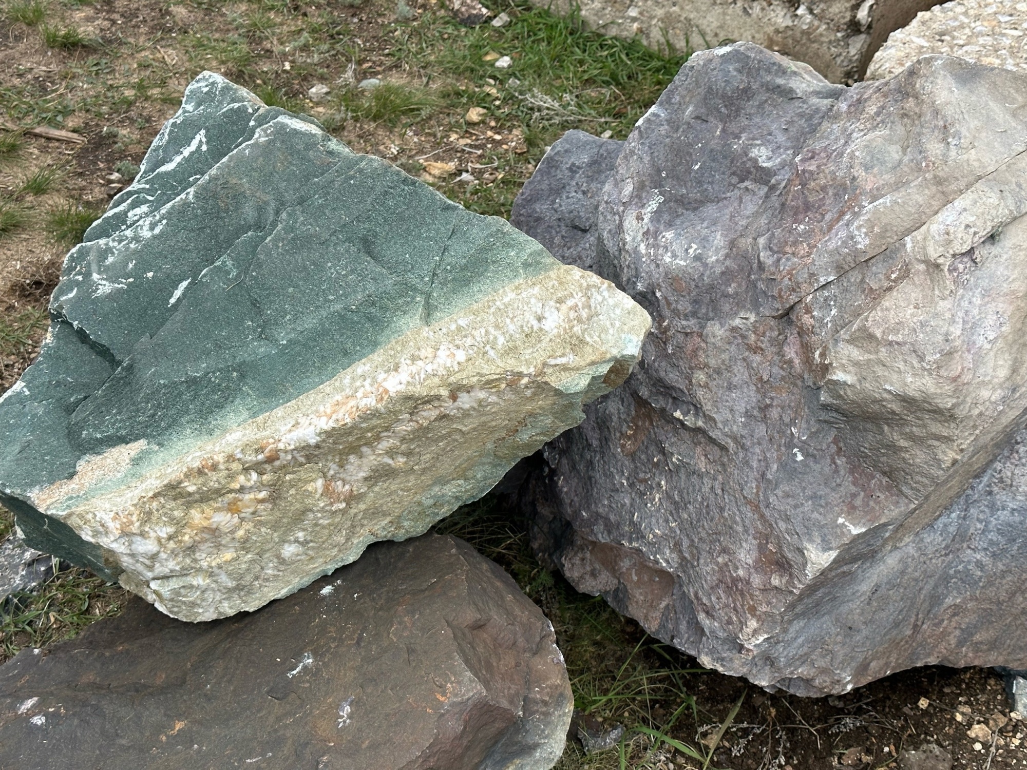 Камни для ландшафтного дизайна зелёные 10-60 килограмм купить в Керчи