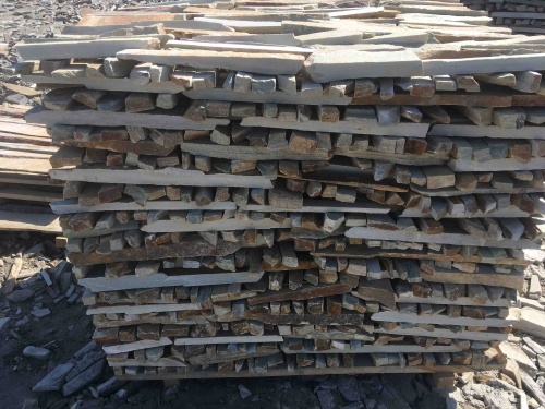 Горбушка златолит золотистый для облицовки купить в Керчи