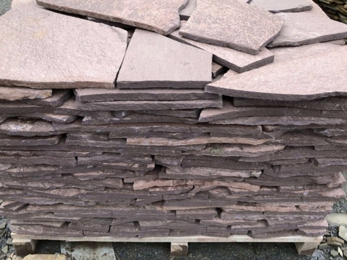 Плитняк лемезит бордовый для облицовки цоколя 20-25 мм  купить в Керчи