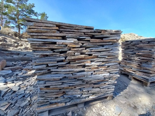 Плитняк златолит серебристый для фасада купить в Керчи