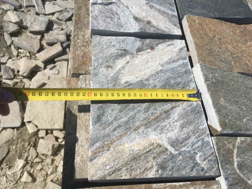 Плитка пилёная златолит Уральский для цоколя, отмостки купить в Керчи