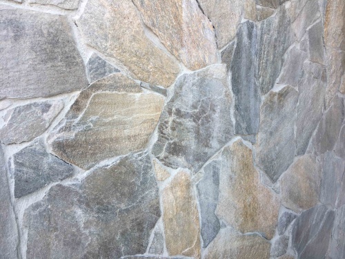 Плитняк златолит Уральский  для фасада купить в Керчи