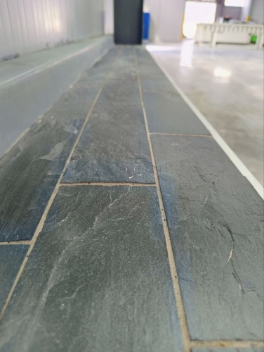 Плитка чёрная из натурального камня фасадная 30 см * 5 см, толщина 7 мм -30 мм купить в Керчи